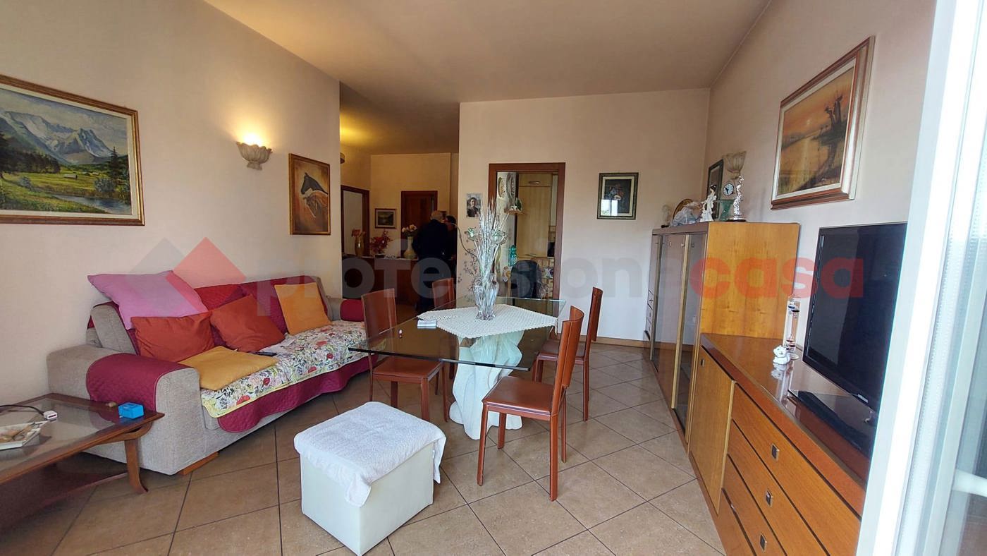 Trilocale con box a Cerro Maggiore