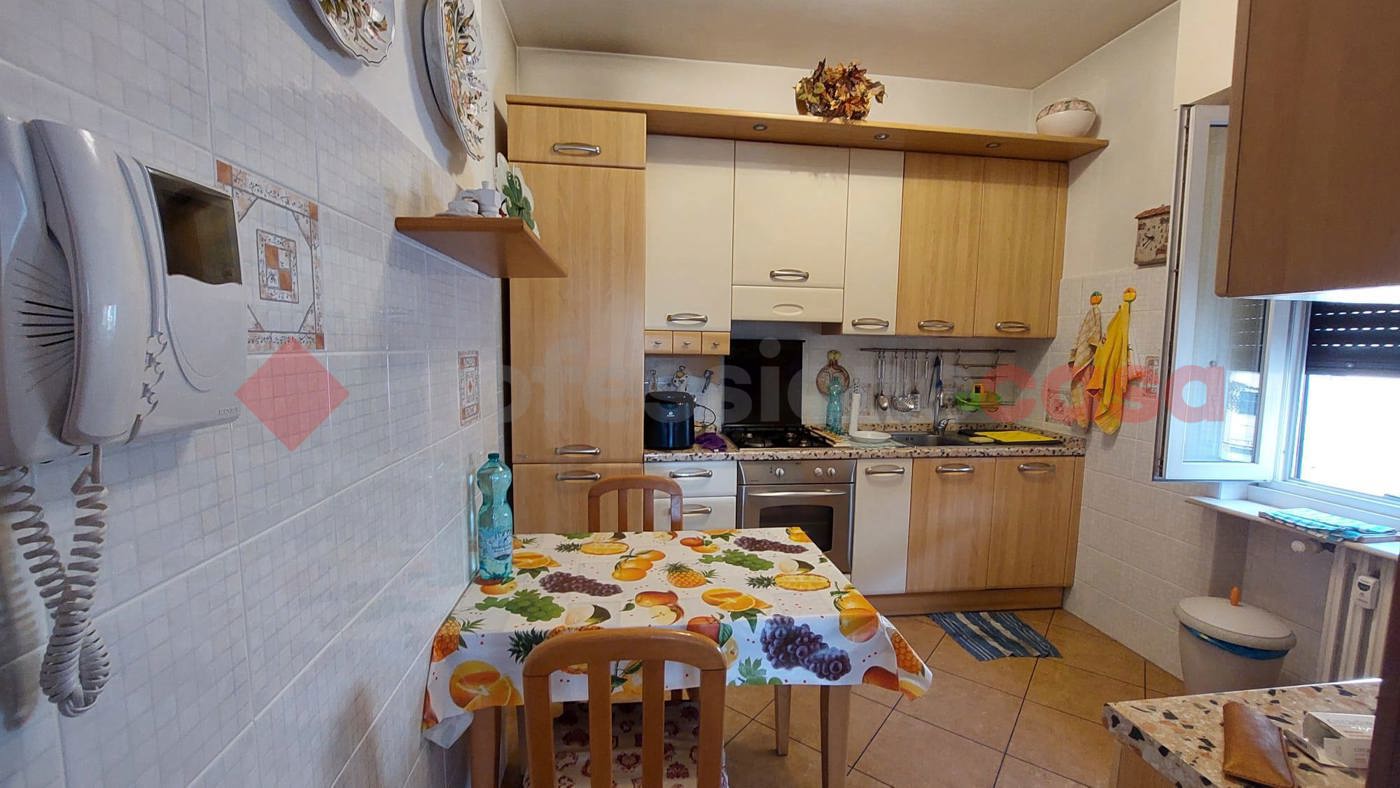 Trilocale con box a Cerro Maggiore