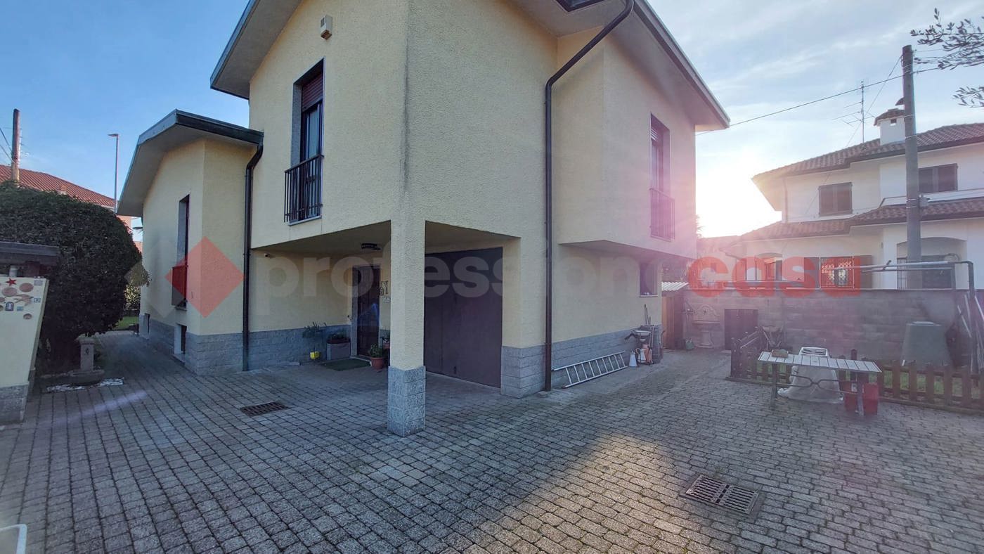 Villa in vendita a Canegrate
