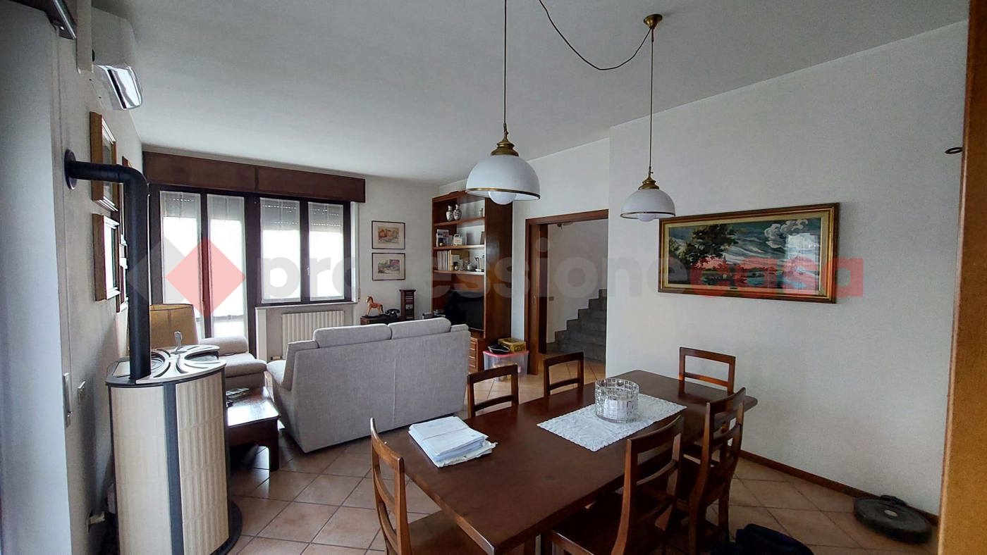 Villa in vendita a Canegrate