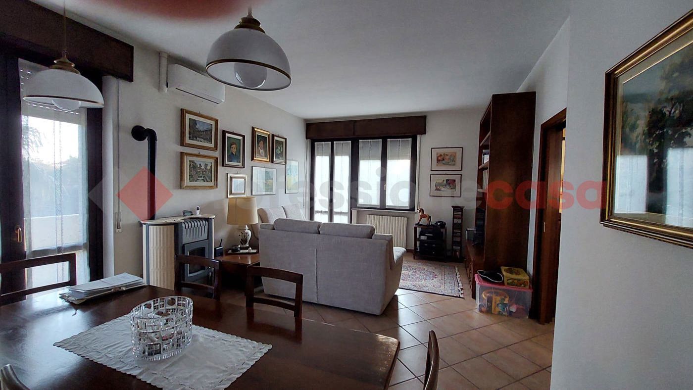 Villa in vendita a Canegrate