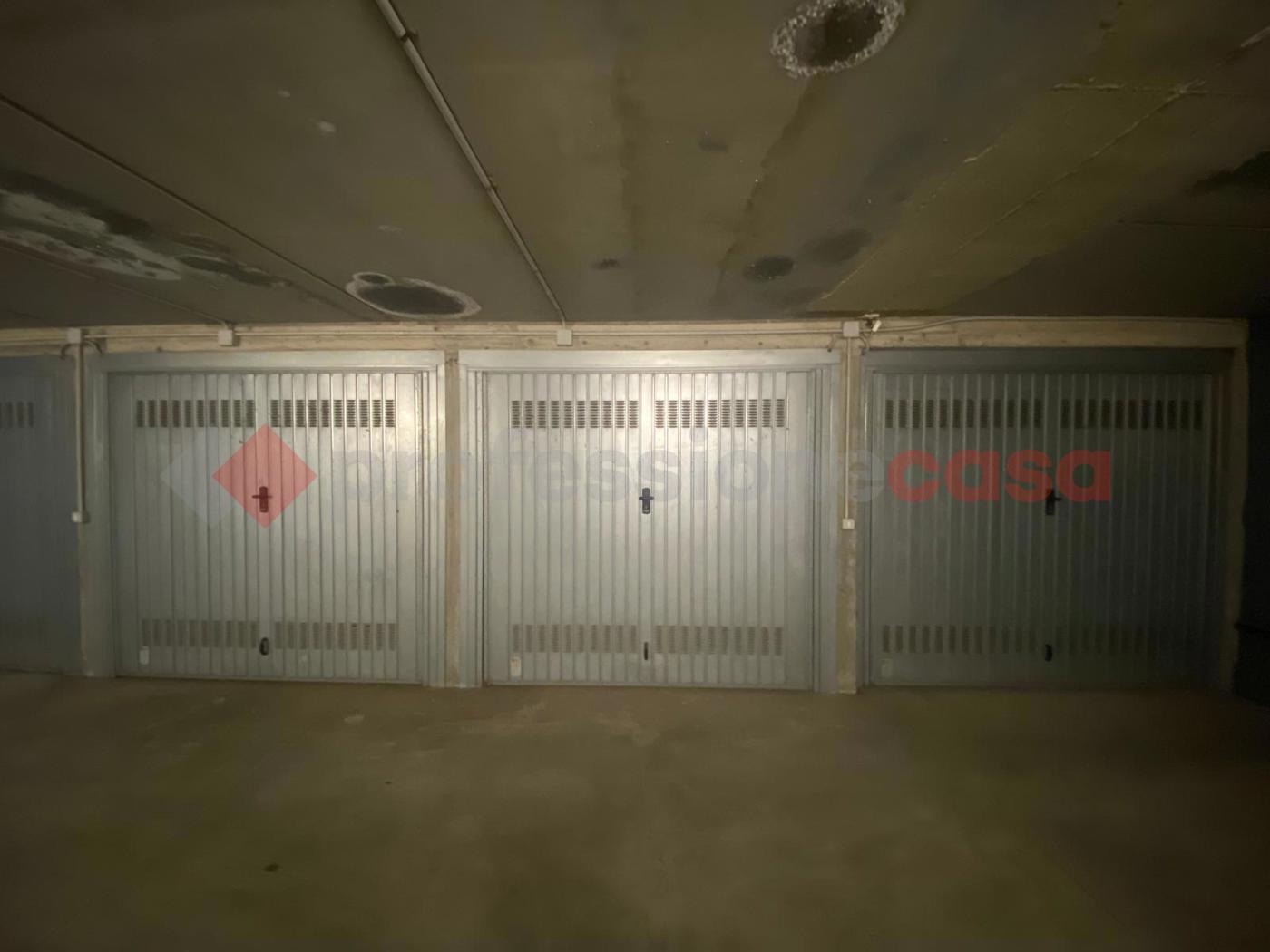 Box/Garage 14mq in vendita a San Vittore Olona