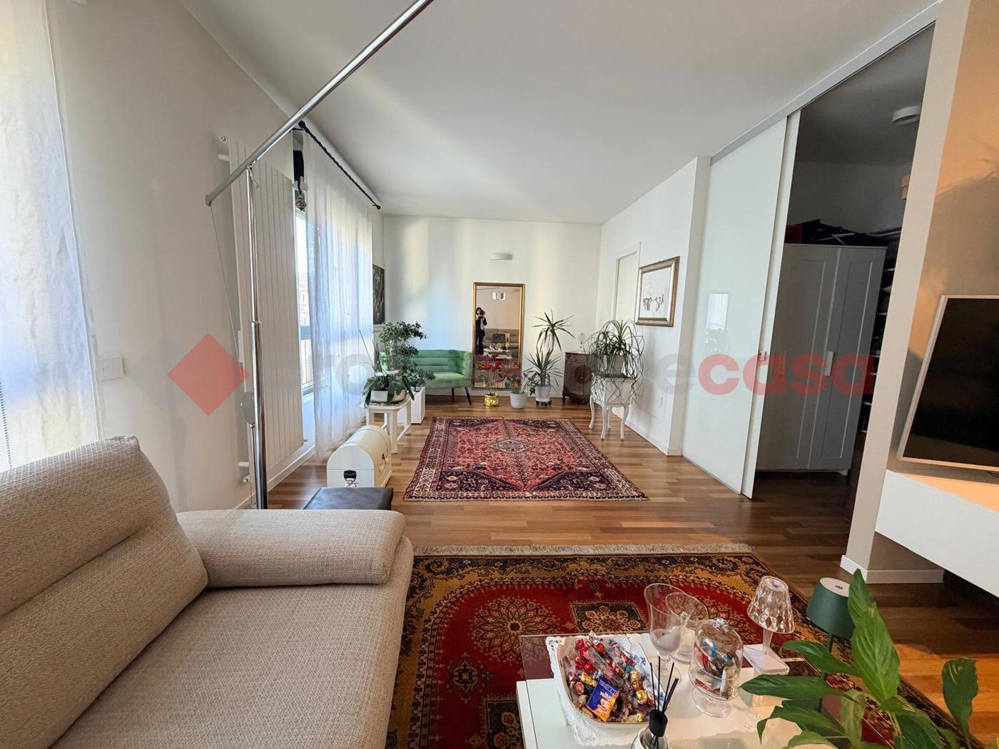 Quadrilocale in vendita a Cerro Maggiore