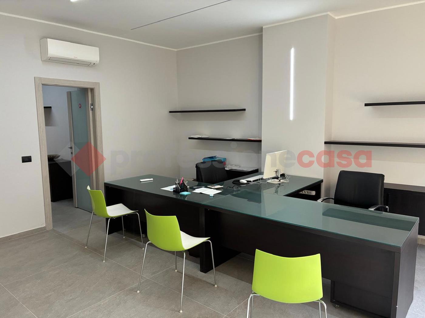 Negozio in vendita a San Vittore Olona