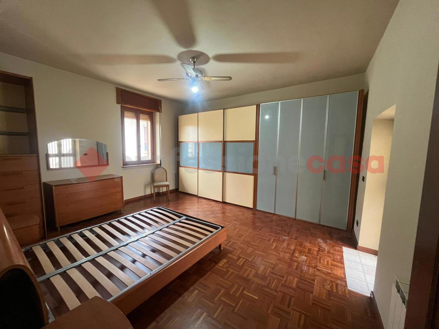 Trilocale con giardino a Rescaldina