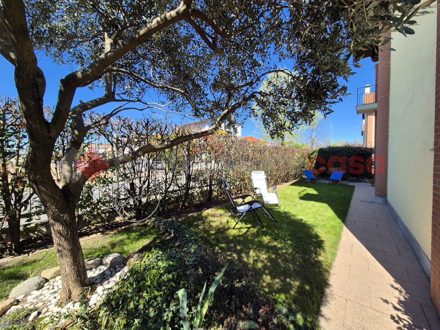 Villa Bifamiliare con giardino a Canegrate