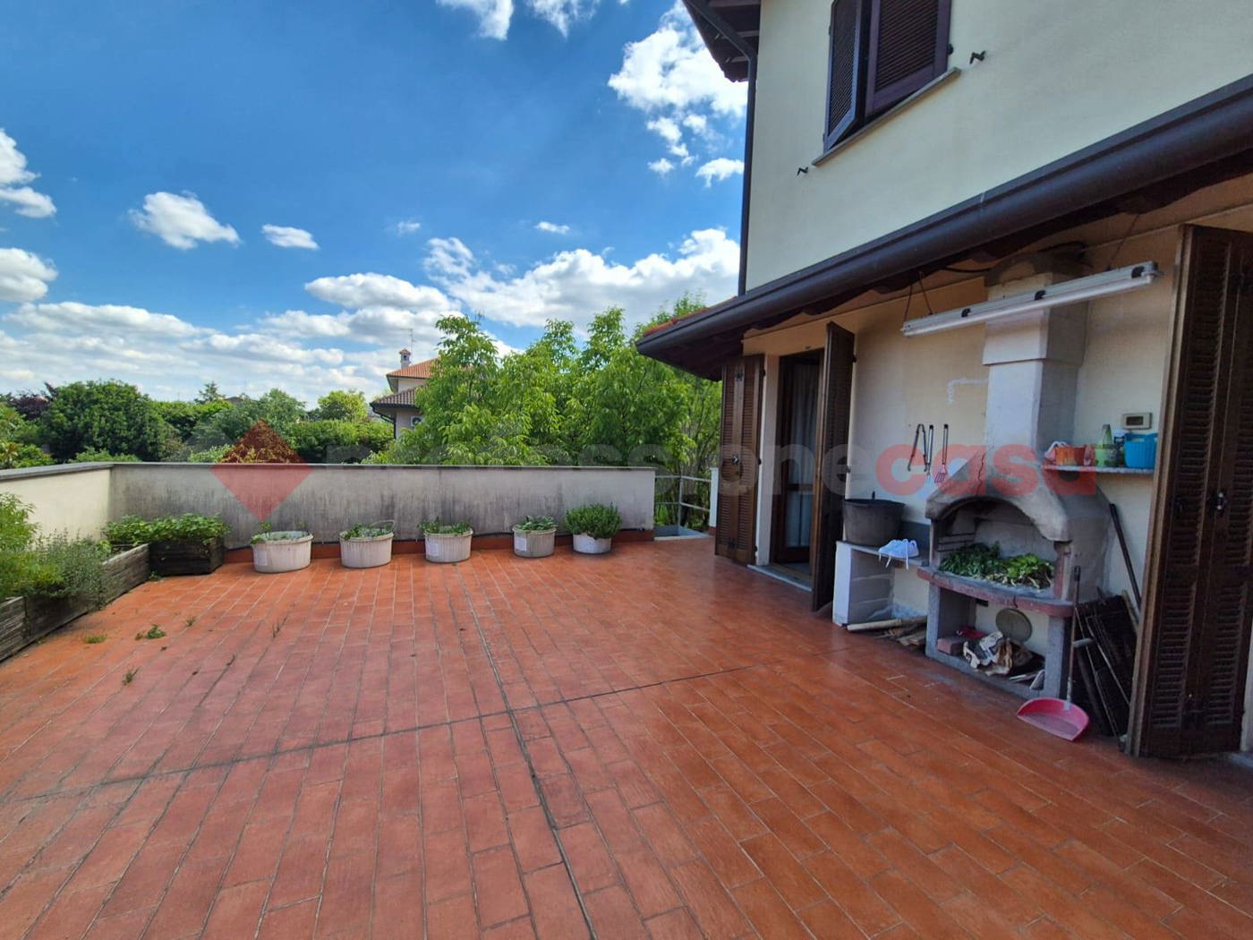 Quadrilocale con giardino a Canegrate