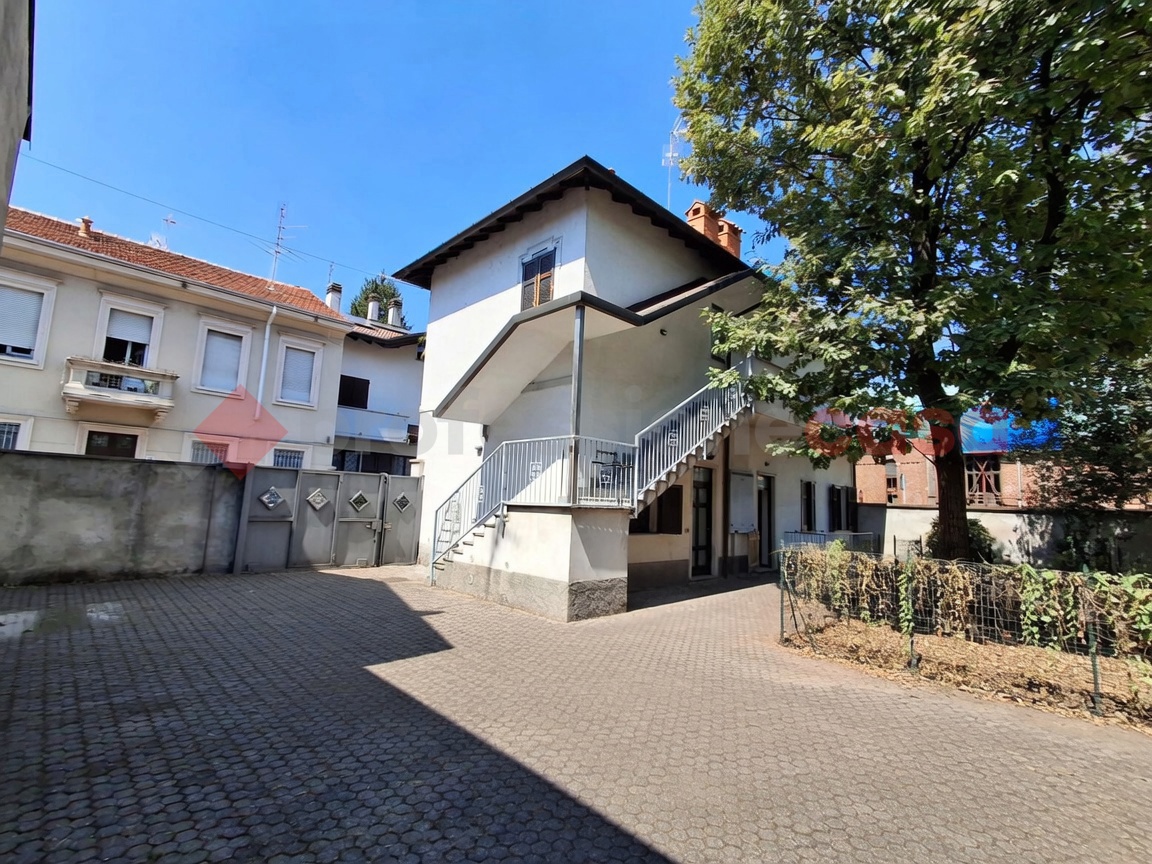 Casa indipendente in vendita a Legnano