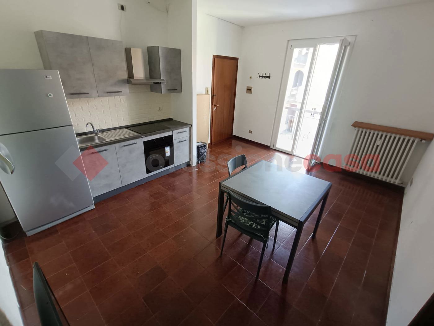 Monolocale arredato in affitto a Canegrate