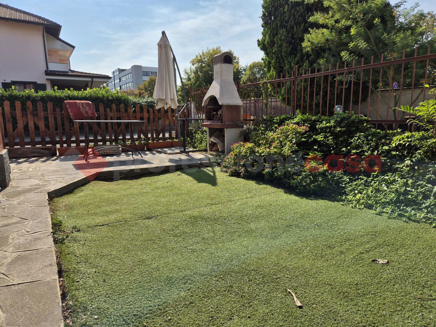 Bilocale con giardino a Legnano