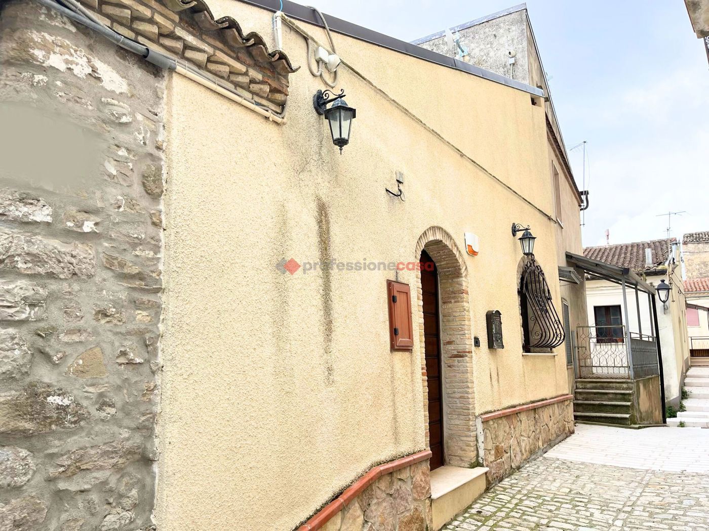Casa indipendente in vendita a Volturino