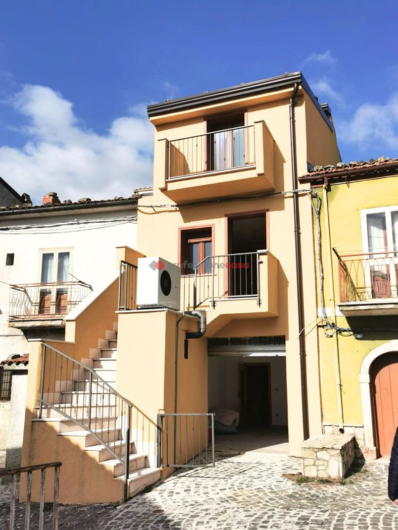 Casa indipendente in vendita a Faeto