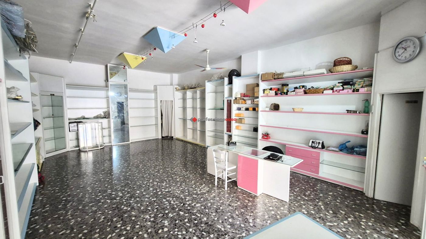 Negozio in vendita a Foggia