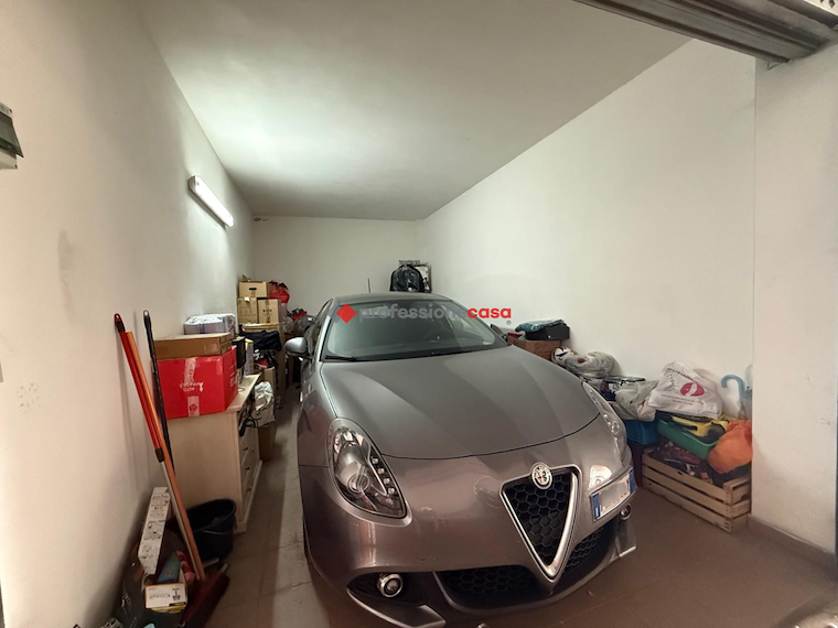 Box/Garage 20mq in vendita a Foggia