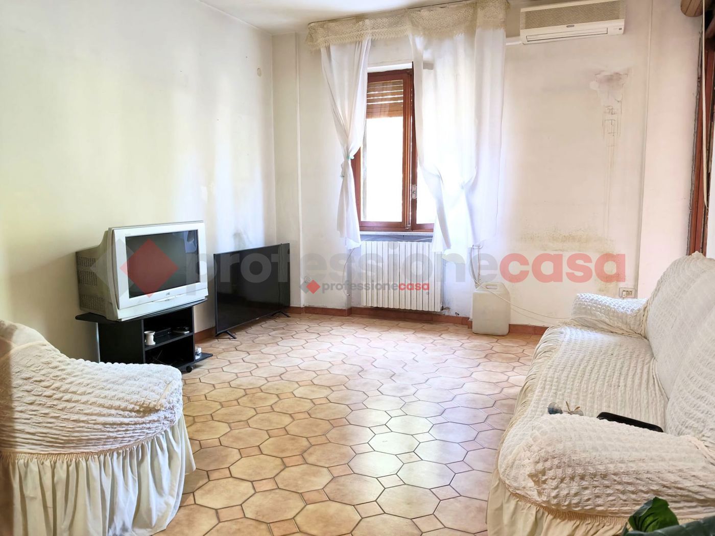 Trilocale da ristrutturare a Foggia