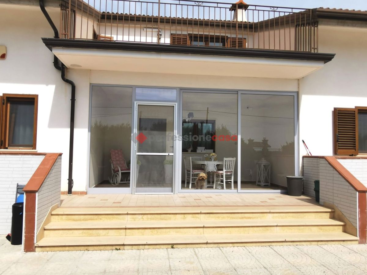 Villa ristrutturata a Foggia