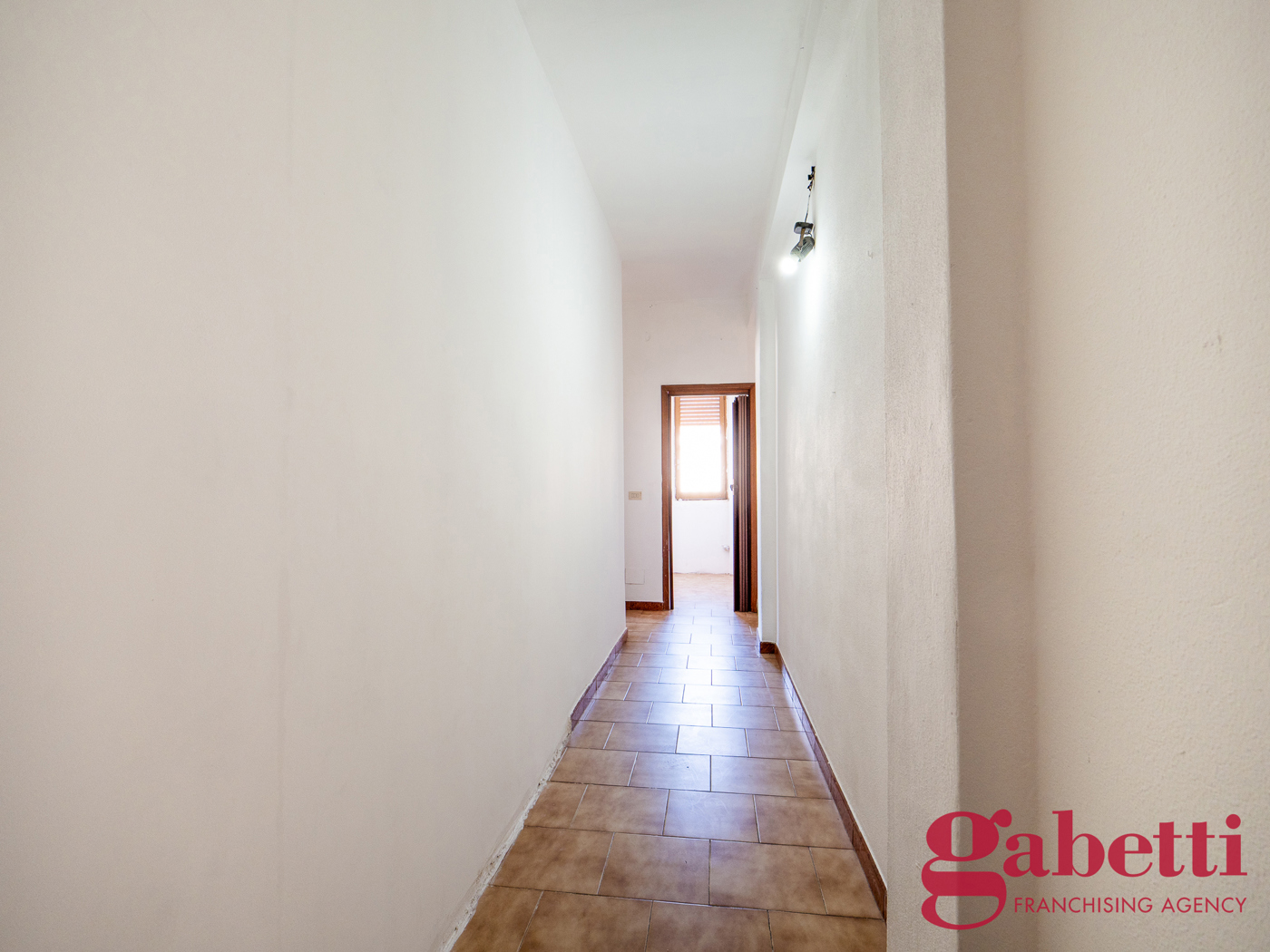 Bilocale da ristrutturare a Peschiera Borromeo