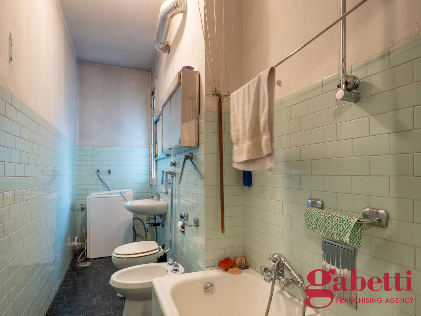 Trilocale da ristrutturare a Milano