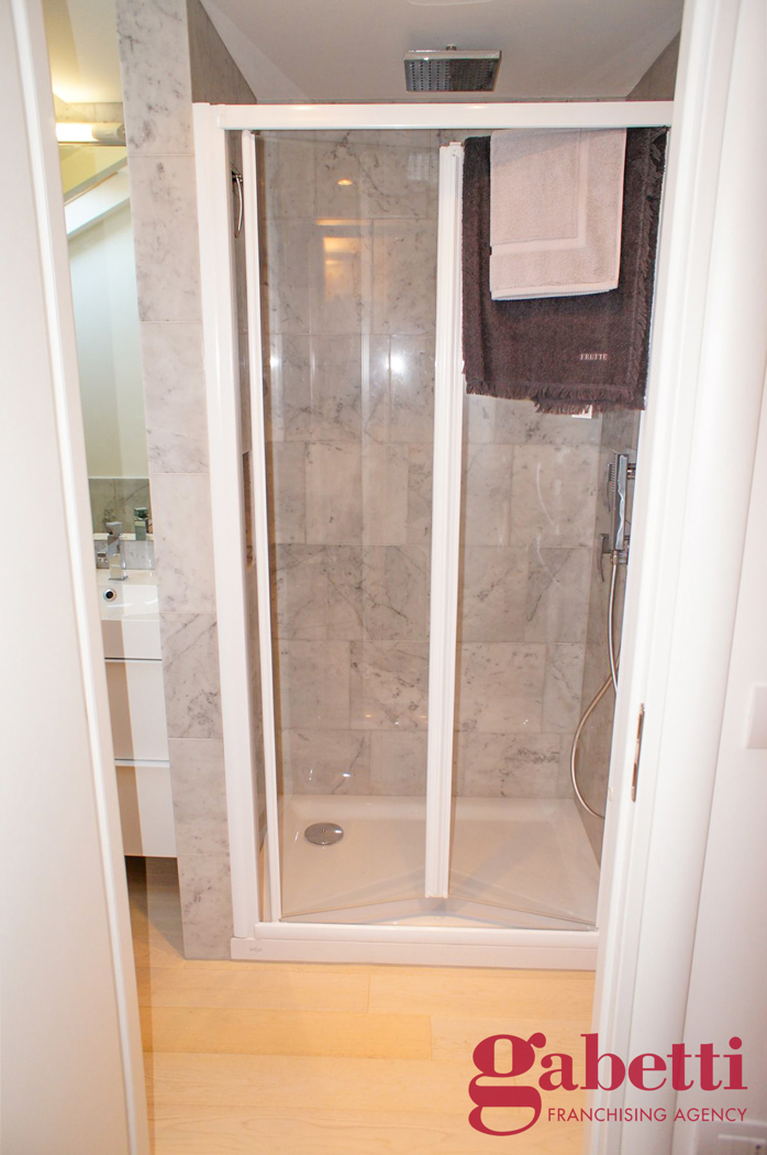 Monolocale arredato in affitto a Milano