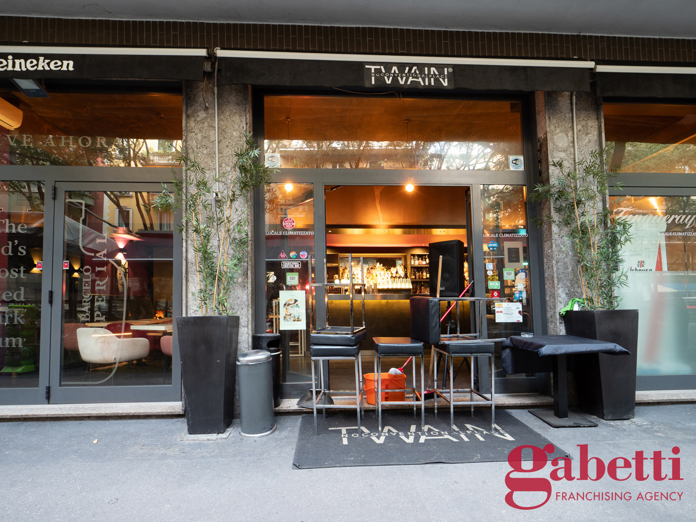 Attivit commerciale in vendita a Milano