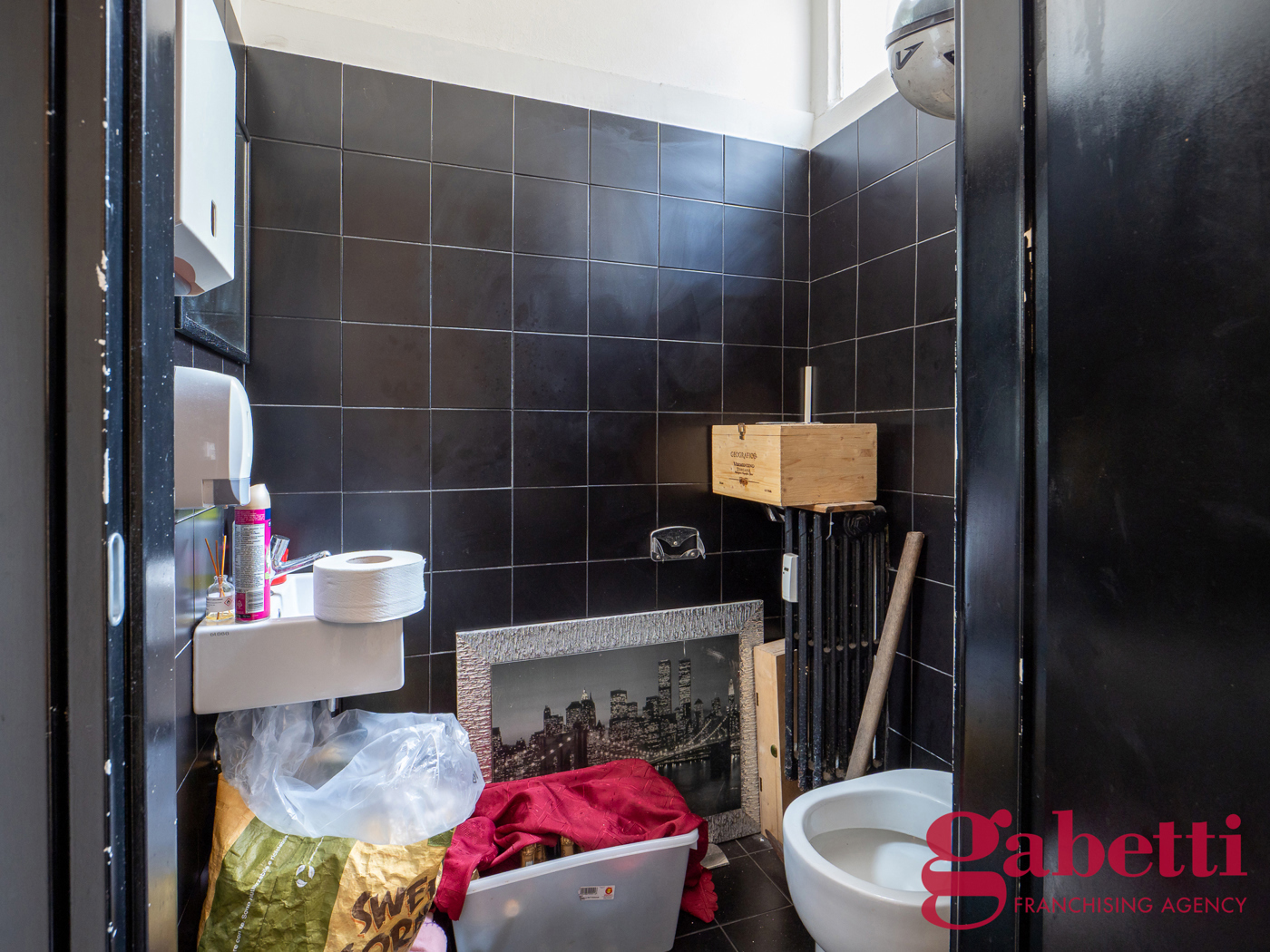 Attivit commerciale in vendita a Milano