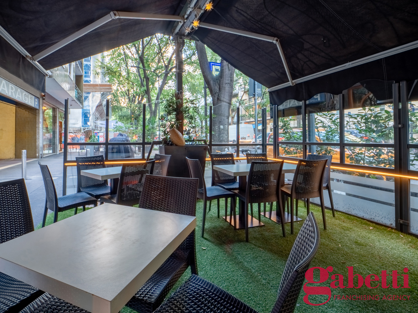 Attivit commerciale in vendita a Milano