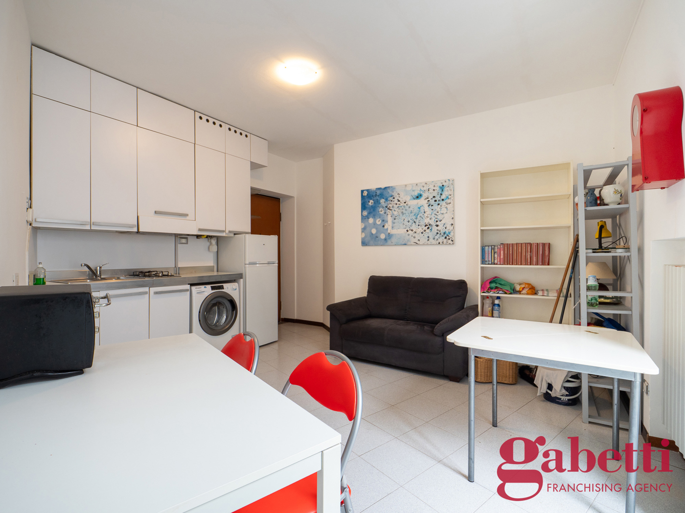 Bilocale arredato in affitto a Milano