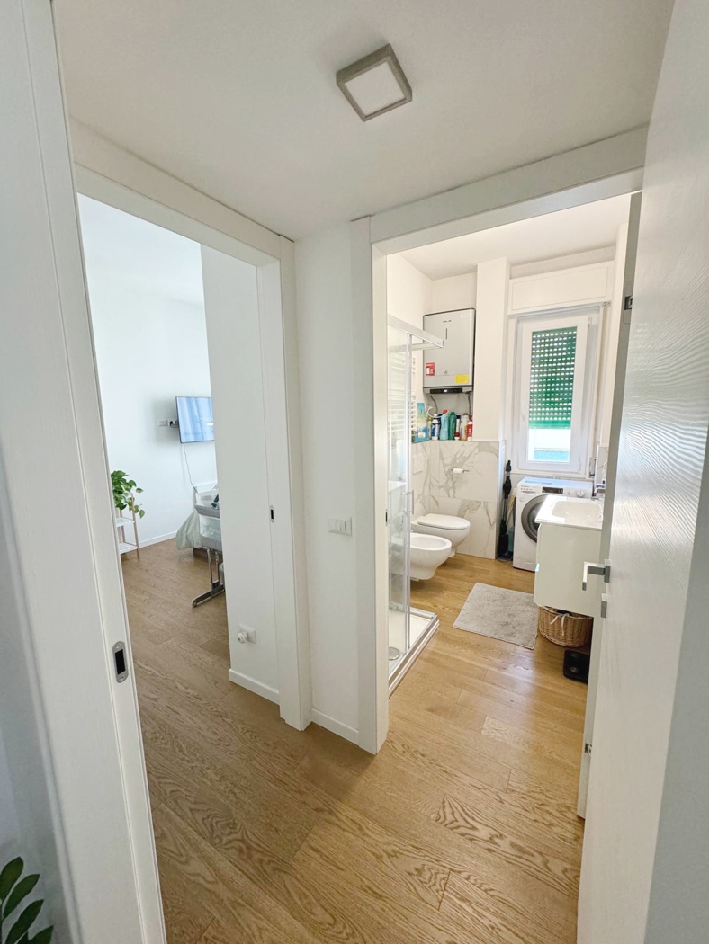 Bilocale arredato in affitto a Milano