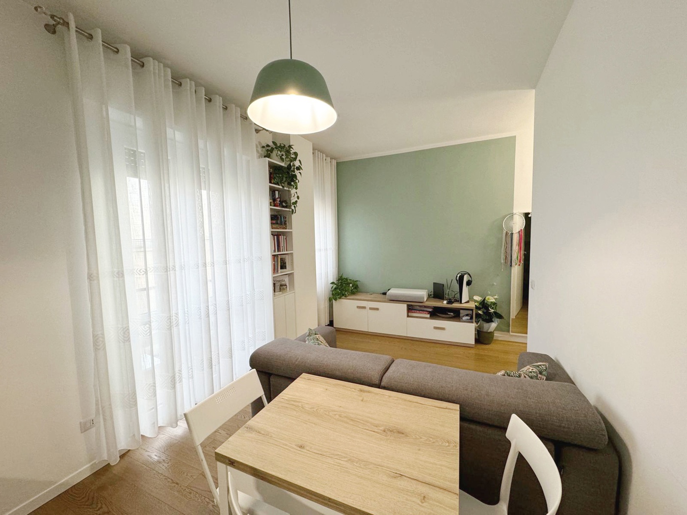 Bilocale arredato in affitto a Milano