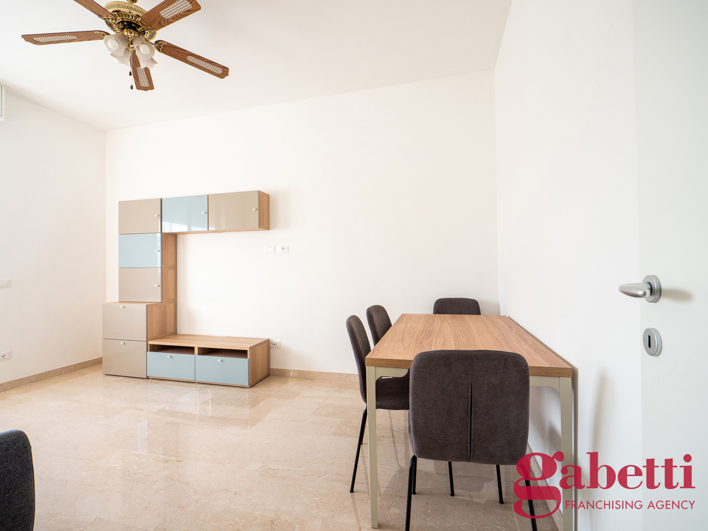 Bilocale arredato in affitto a Milano