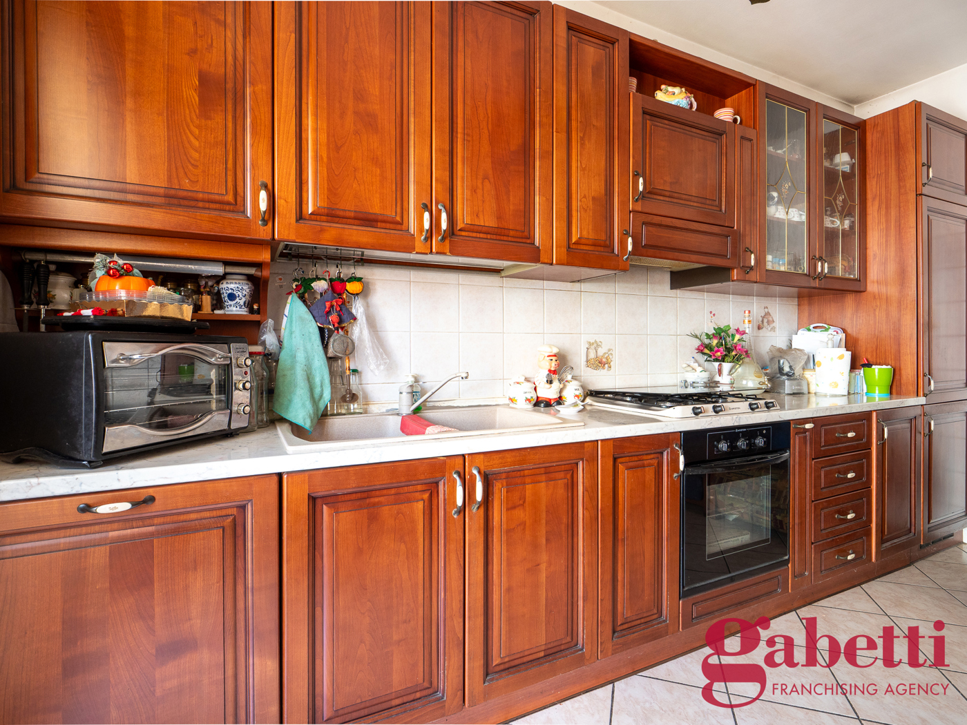 Quadrilocale in vendita a Baranzate