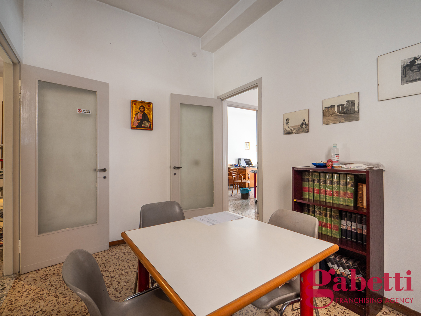 Ufficio da ristrutturare a Milano