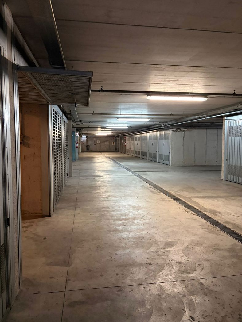 Box/Garage 26mq in vendita a Milano