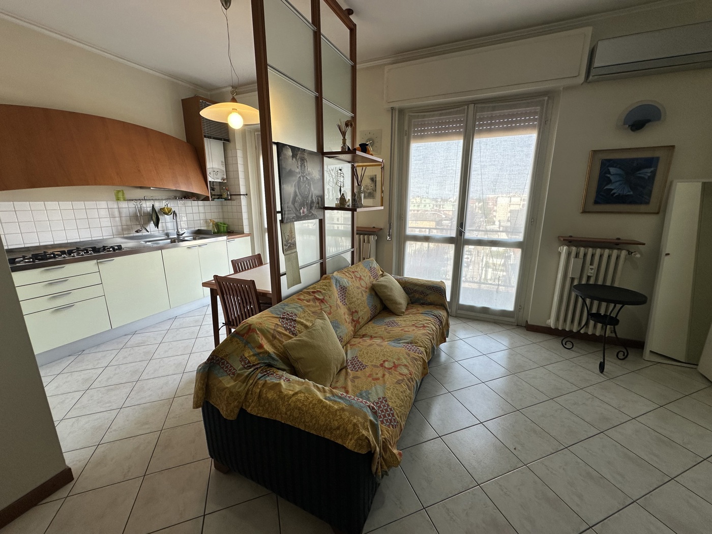 Monolocale arredato in affitto a Rozzano