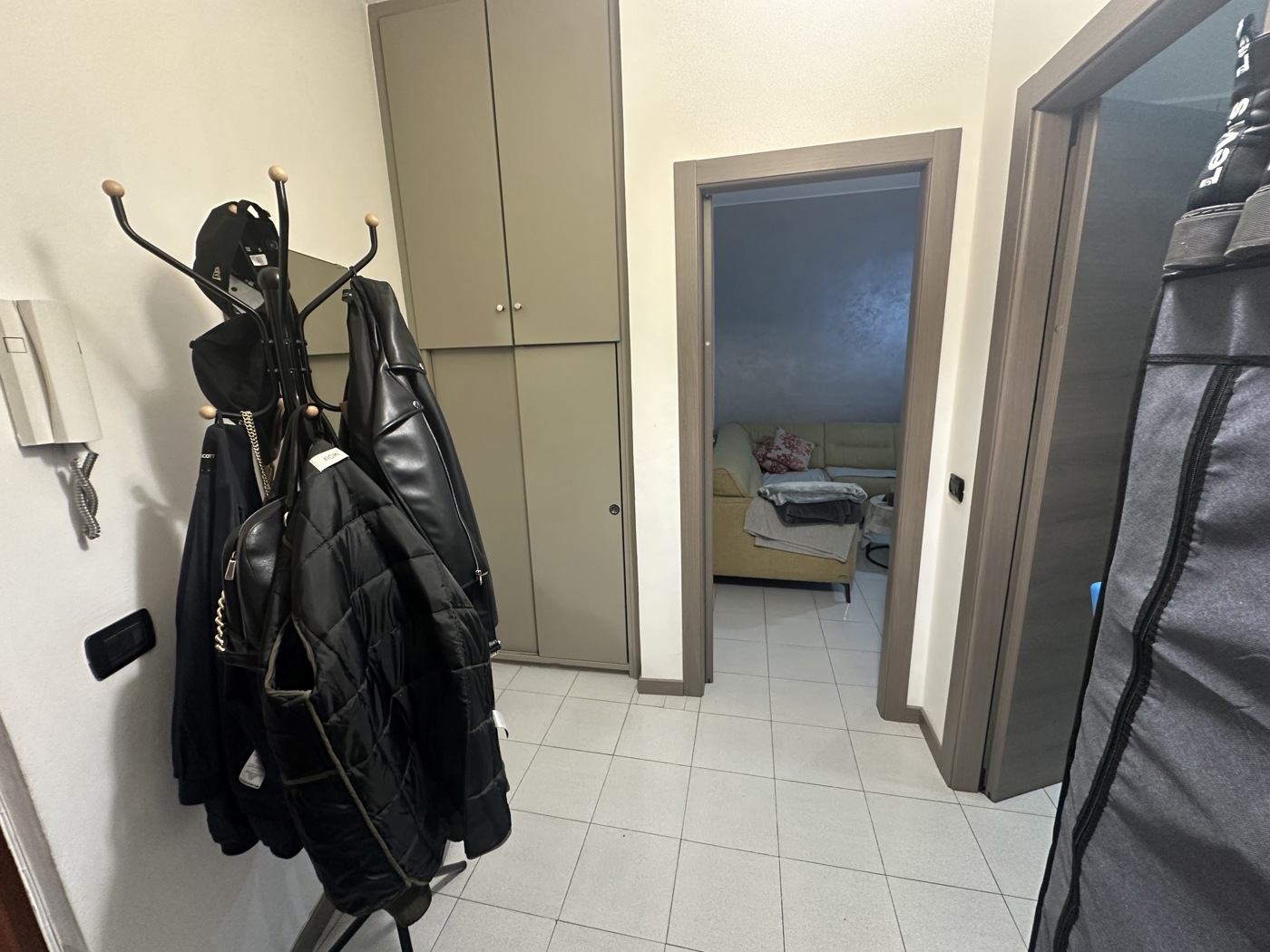 Bilocale arredato in affitto a Milano