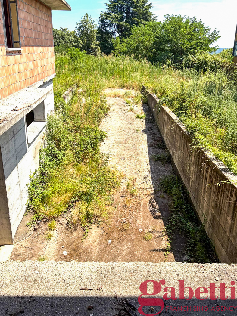 Stabile/Palazzo in vendita a Marano Ticino