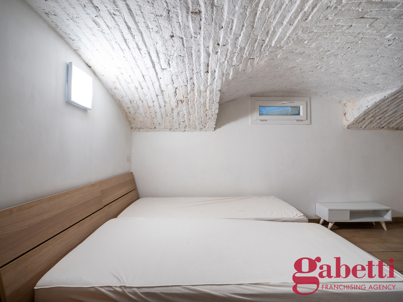 Loft arredato in affitto a Milano