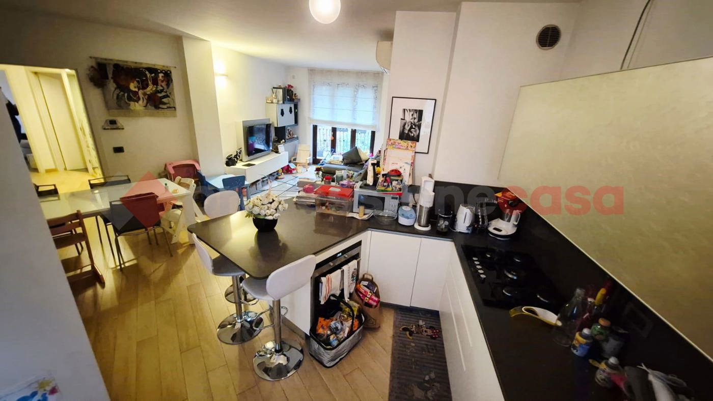 Trilocale con box doppio a Parabiago