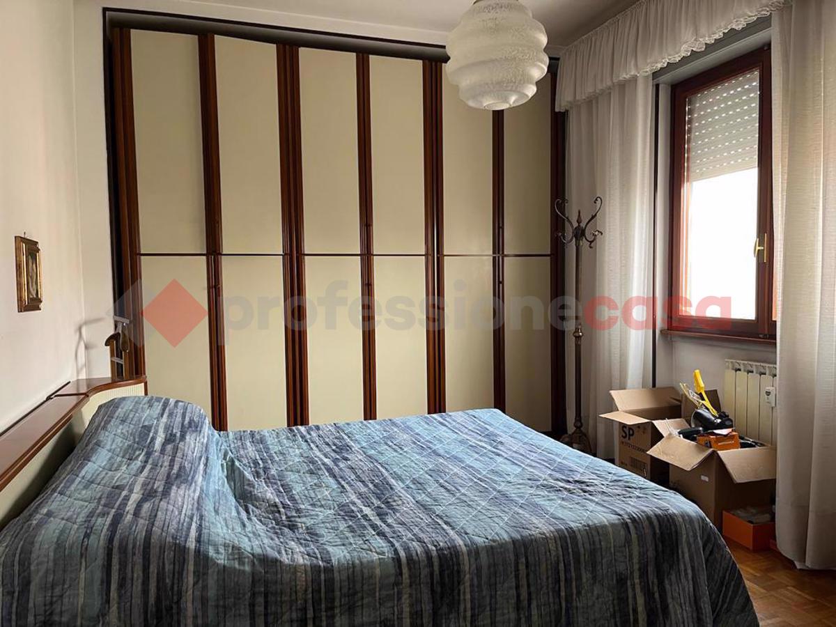 Trilocale arredato in affitto a Lainate