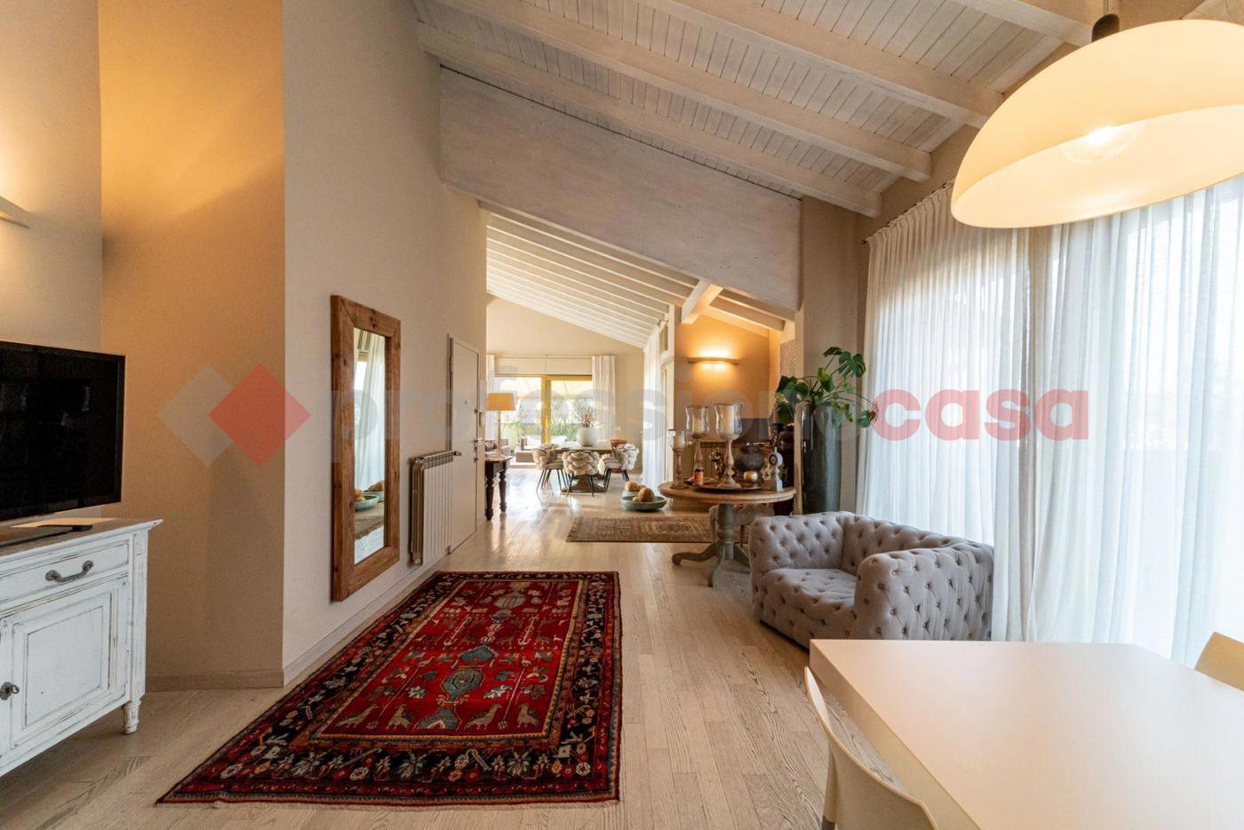 Attico con box doppio a Parabiago