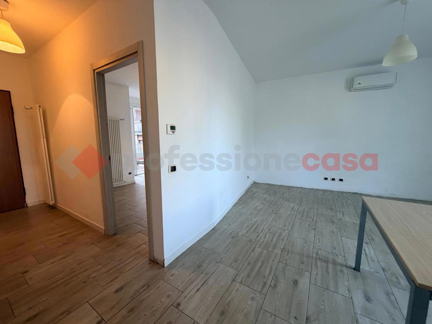 Bilocale ristrutturato a Rho