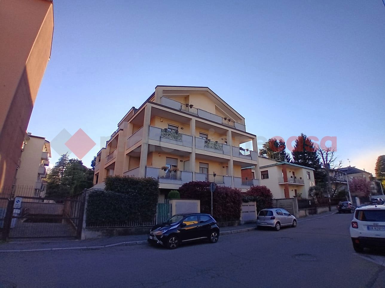 Monolocale arredato in affitto a Legnano