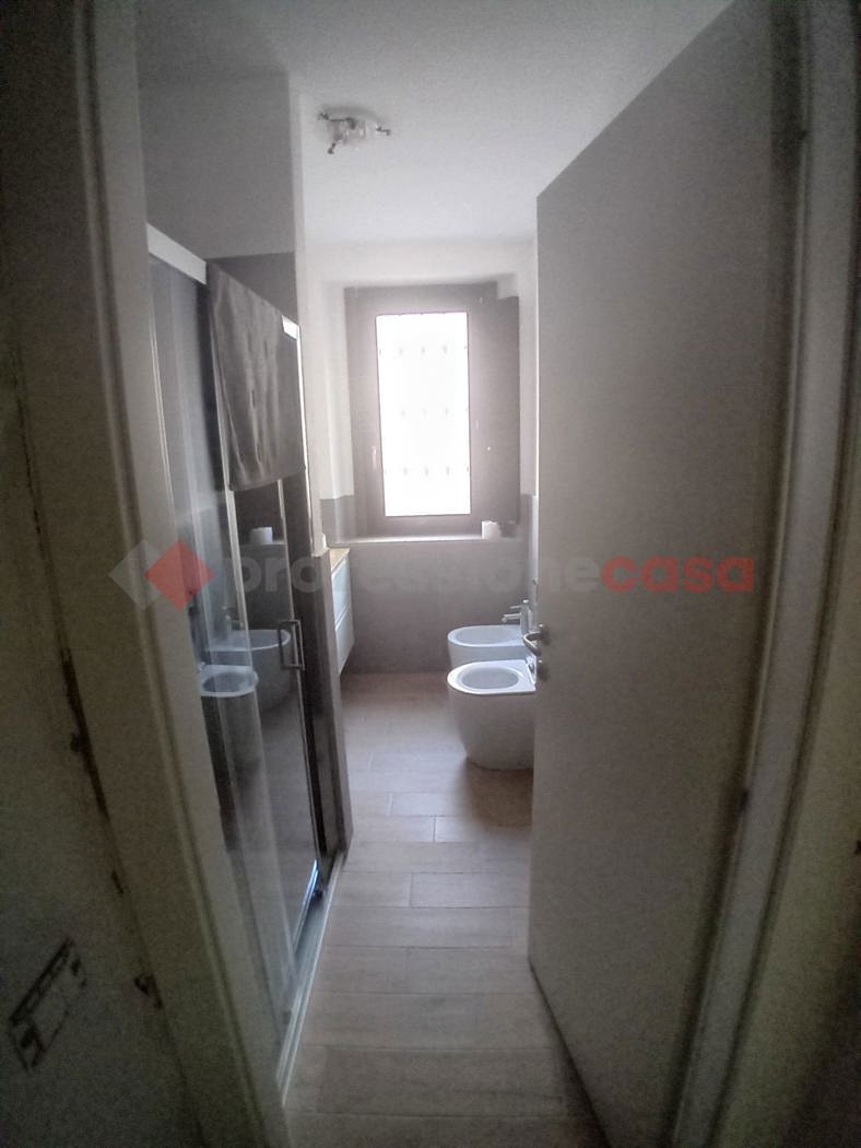 Bilocale arredato in affitto a Legnano