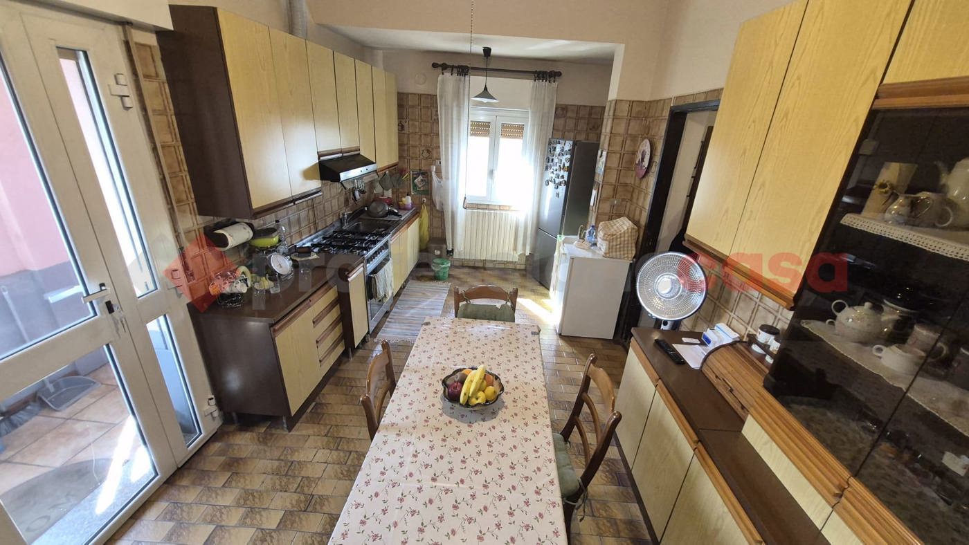 Villa con giardino a Legnano