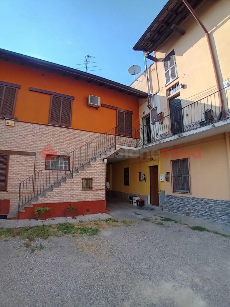 Monolocale arredato in affitto a Pogliano Milanese