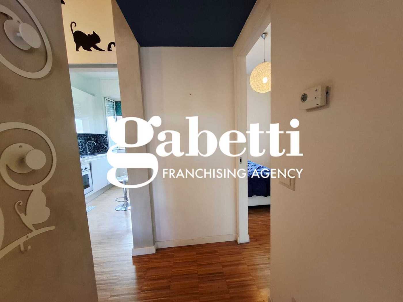 Attico ristrutturato a Roma