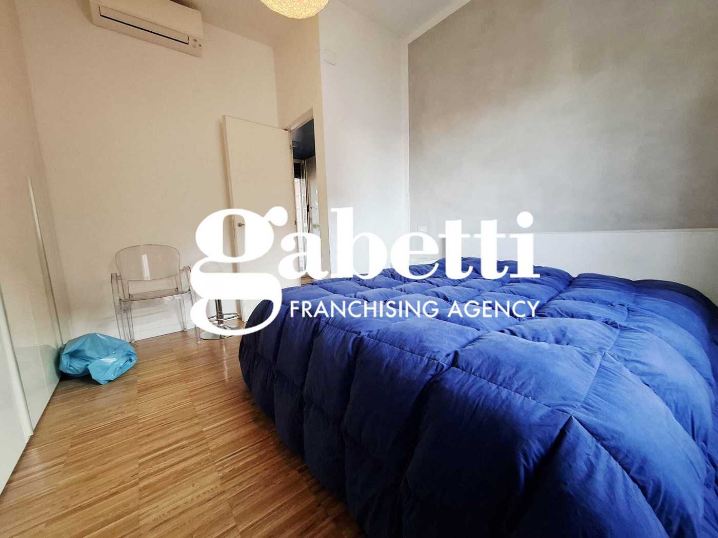 Attico ristrutturato a Roma