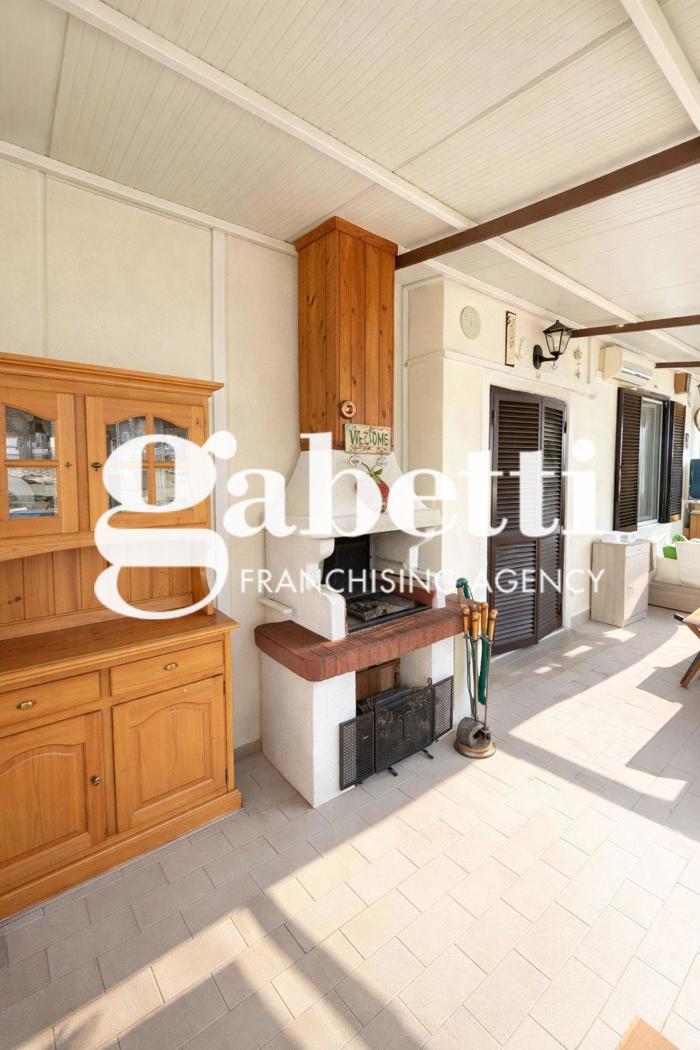 Attico da ristrutturare a Roma