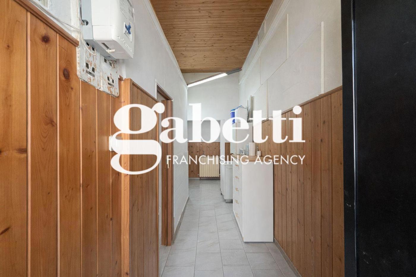 Bilocale da ristrutturare a Roma