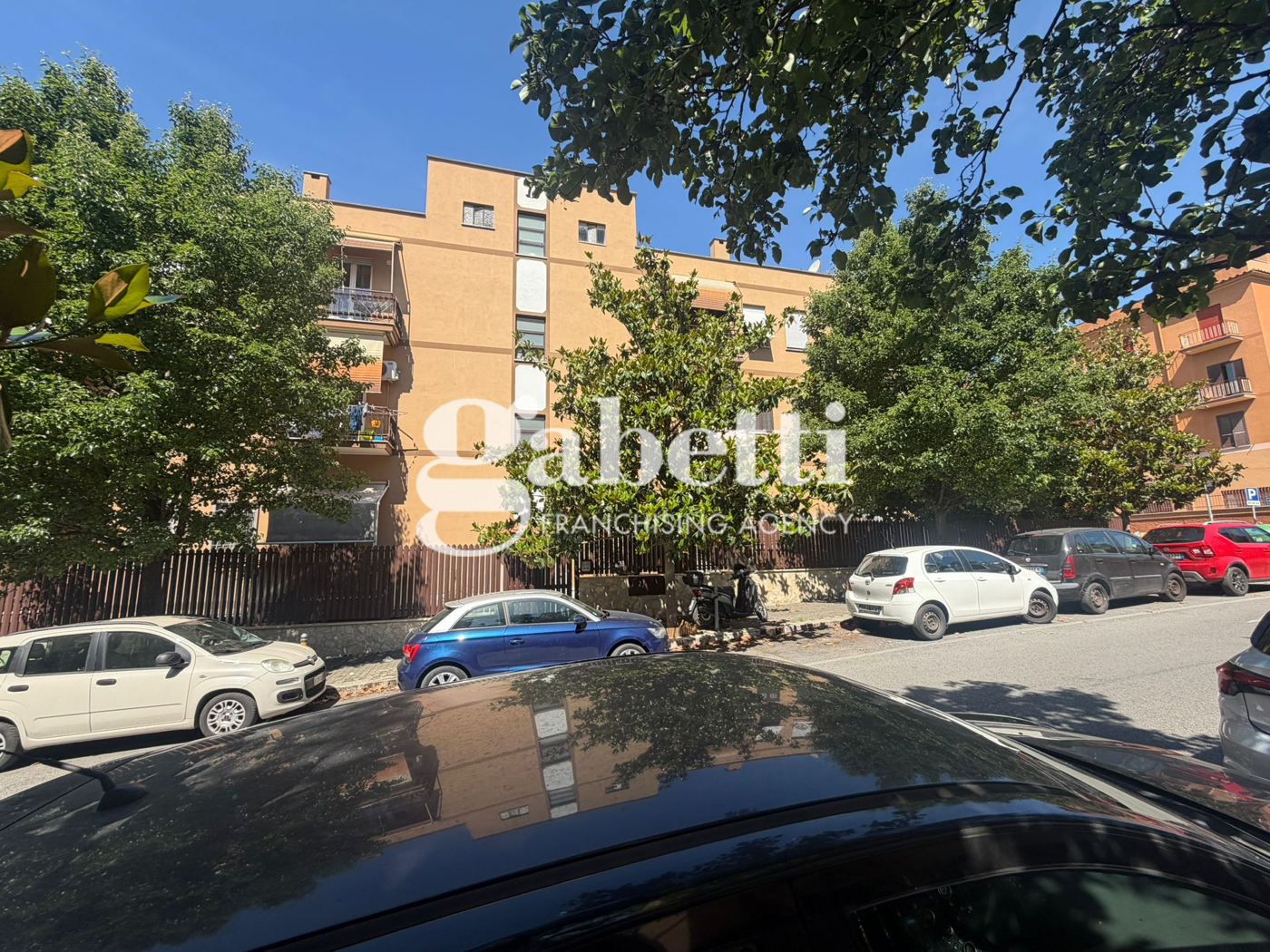 Quadrilocale ristrutturato a Roma